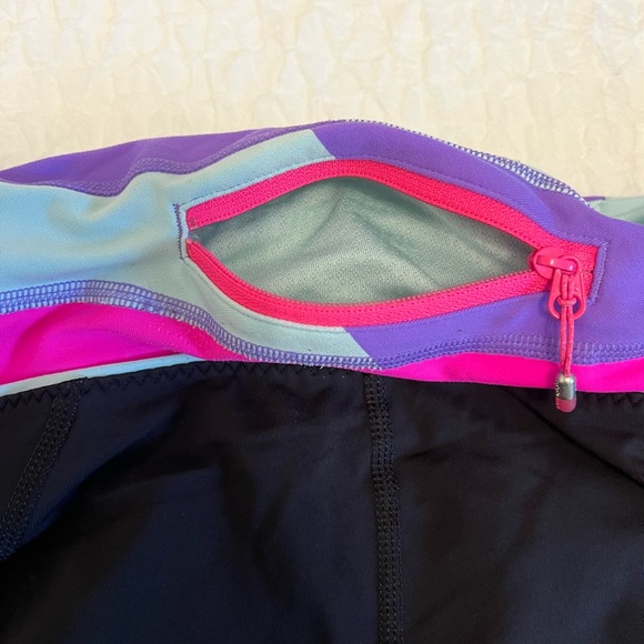 Lululemon Crop Leggings - Size 8 - Picture 6 of 9